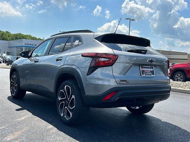 Photo of 2025 Sterling Gray Metallic Chevrolet Trax