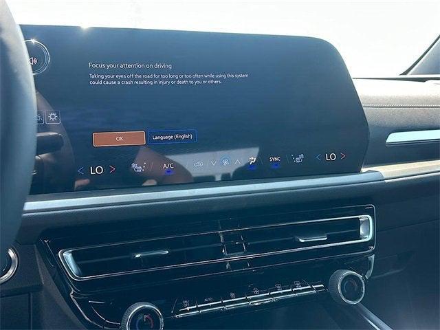 Photo of 2025 Sterling Gray Metallic Chevrolet Traverse