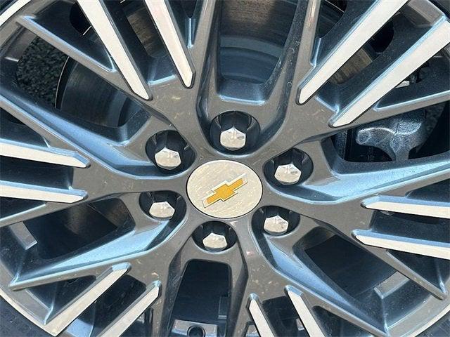 Photo of 2025 Sterling Gray Metallic Chevrolet Traverse