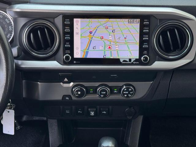 Photo of 2020 Super White Toyota Tacoma