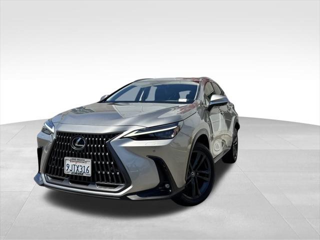 Photo of 2024 Atomic Silver Lexus NX 450h+