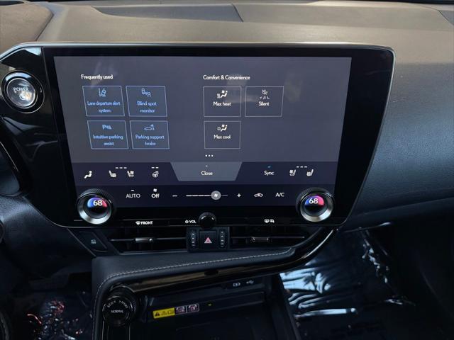 Photo of 2024 Atomic Silver Lexus NX 450h+