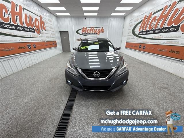 Photo of 2018 Gun Metallic Nissan Altima