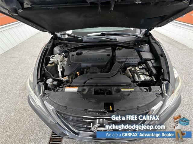 Photo of 2018 Gun Metallic Nissan Altima