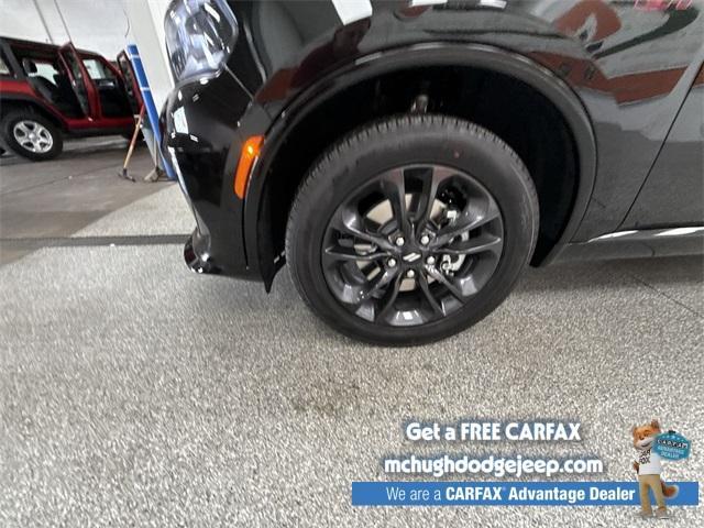 Photo of 2026 DB Black Crystal Clearcoat Dodge Durango