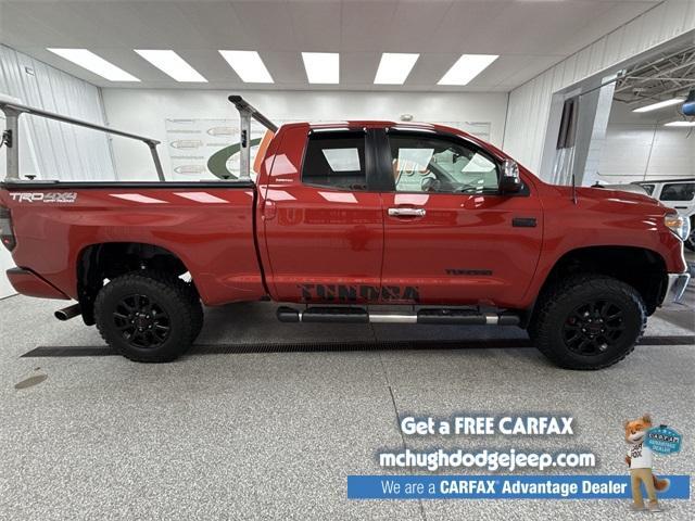 Photo of 2018 Red Toyota Tundra