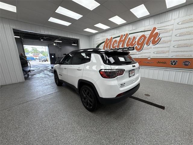 Photo of 2025 Bright White Clearcoat Jeep Compass