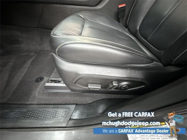 Photo of 2021 Metallic Jeep Grand Cherokee L