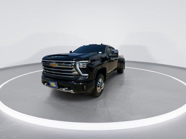 Photo of 2025 Black Chevrolet Silverado 3500