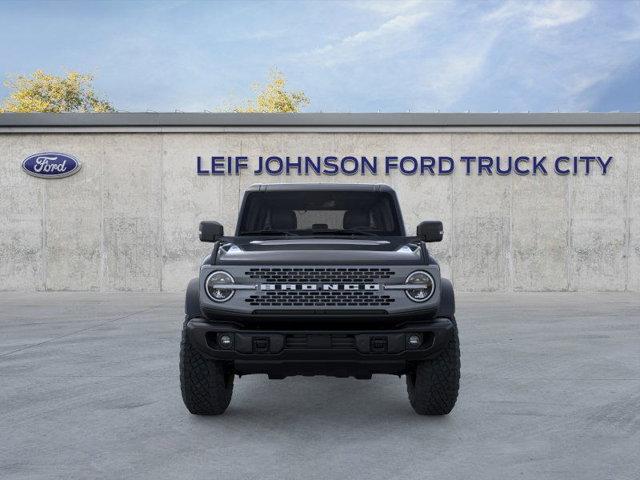 Photo of 2025 Shadow Black Ford Bronco