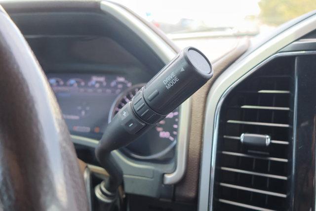 Photo of 2022 Star White Ford F-350