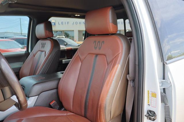 Photo of 2022 Star White Ford F-350
