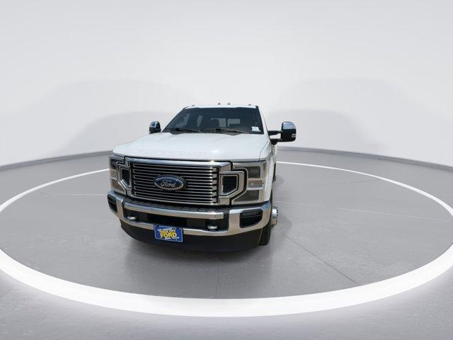 Photo of 2022 Star White Ford F-350