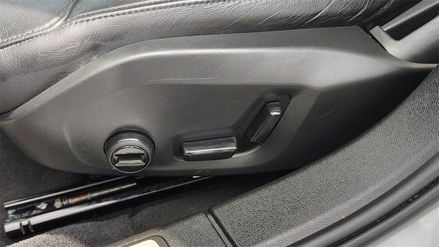 Photo of 2024 Vapour Gray Metallic Volvo S60