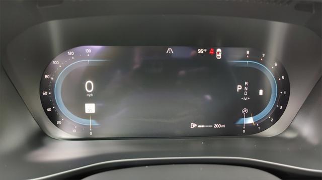 Photo of 2025 Crystal White Pearl Volvo XC40