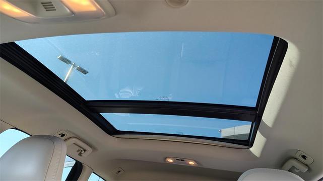 Photo of 2014 Savile Gray Metallic Volvo XC60