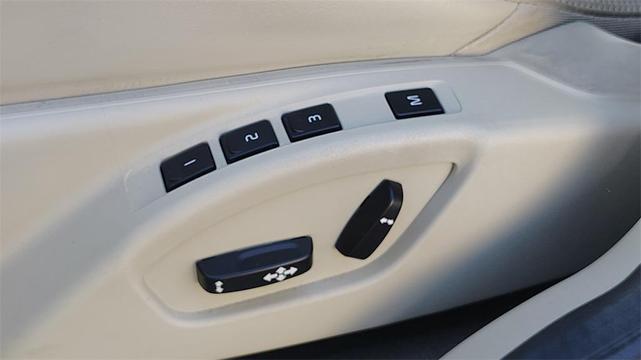 Photo of 2014 Savile Gray Metallic Volvo XC60