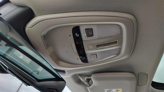 Photo of 2024 Crystal White Metallic Volvo XC90 Recharge Plug-In Hybrid