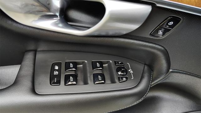 Photo of 2024 Crystal White Metallic Volvo XC90 Recharge Plug-In Hybrid