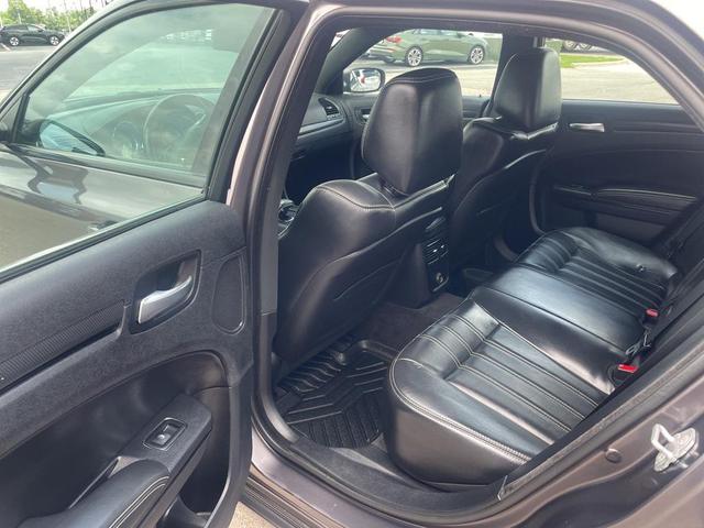 Photo of 2014 Granite Crystal Metallic Clearcoat Chrysler 300