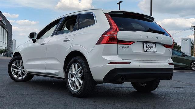 Photo of 2021 Crystal White Metallic Volvo XC60