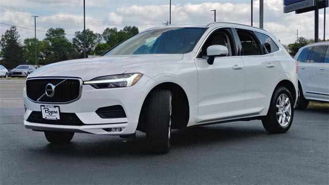 Photo of 2021 Crystal White Metallic Volvo XC60