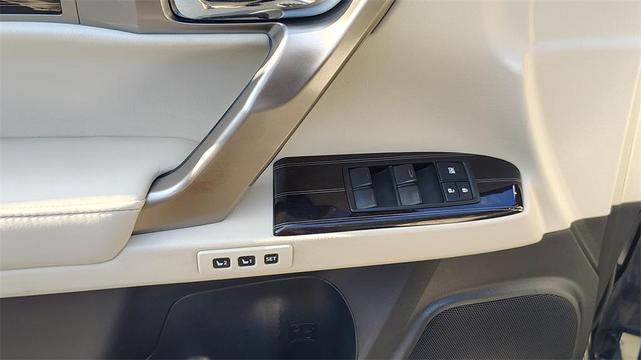 Photo of 2020 Nightfall Mica Lexus GX 460