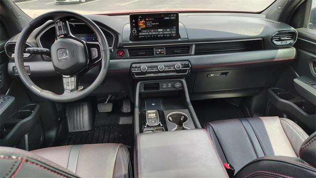 Photo of 2025 Red Honda Pilot