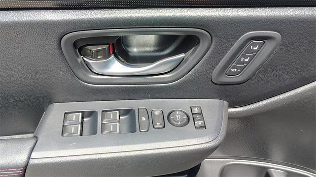 Photo of 2025 Red Honda Pilot