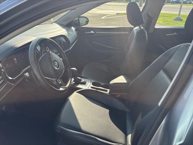 Photo of 2020 Pyrite Silver Metallic Volkswagen Jetta
