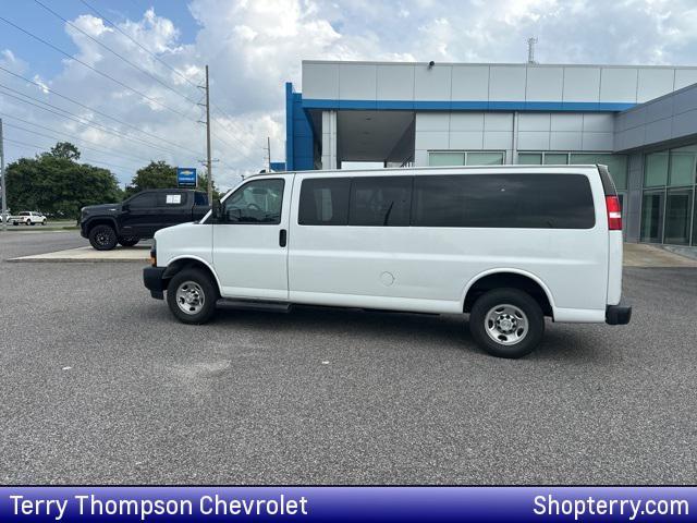 2022 Chevrolet Express 3500