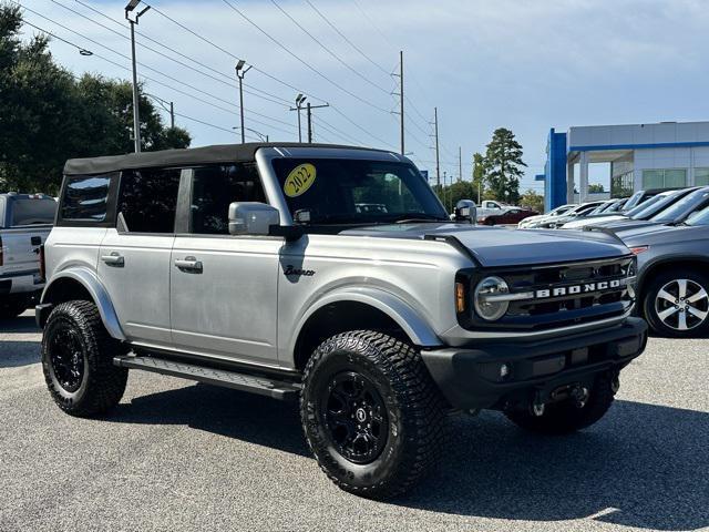 Photo of 2022 ICONIC SILVER METALLIC Ford Bronco