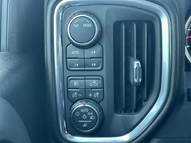 Photo of 2023 Black Chevrolet Silverado 2500