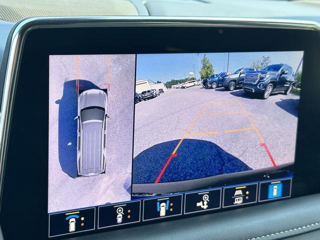 Photo of 2021 Black Chevrolet Suburban