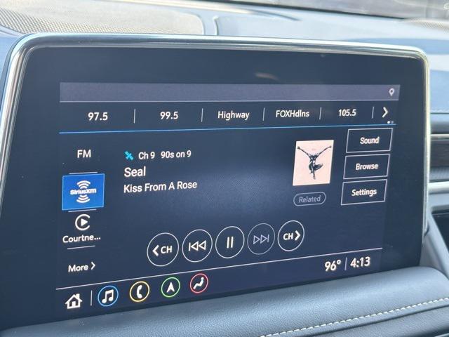 Photo of 2021 Black Chevrolet Suburban
