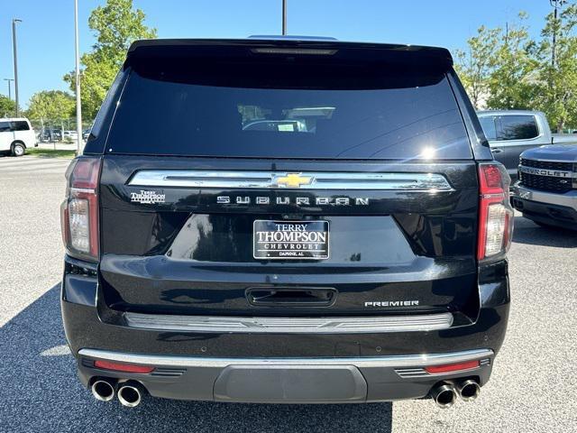 Photo of 2021 Black Chevrolet Suburban