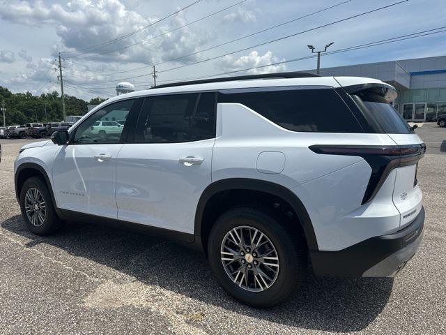 Photo of 2025 Summit White Chevrolet Traverse