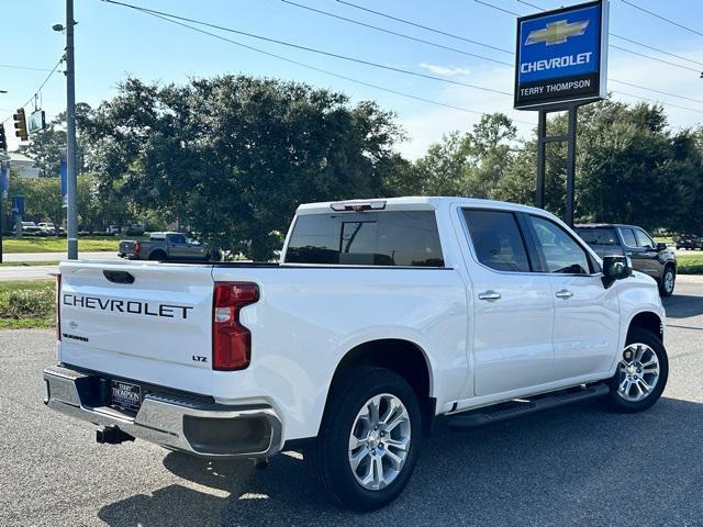 Photo of 2022 Summit White Chevrolet Silverado 1500