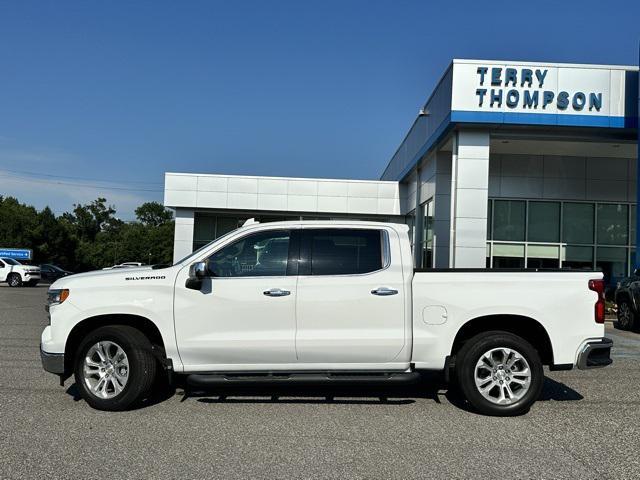 Photo of 2022 Summit White Chevrolet Silverado 1500