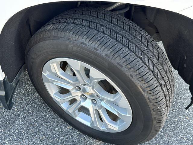 Photo of 2022 Summit White Chevrolet Silverado 1500