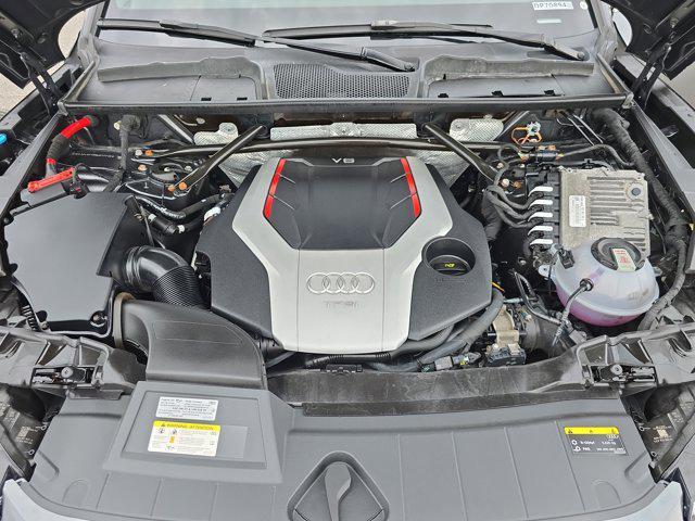 Photo of 2021 Daytona Gray Pearl Audi SQ5