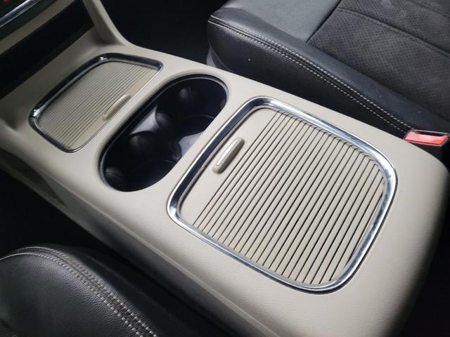 Photo of 2020 White Knuckle Clearcoat Dodge Grand Caravan