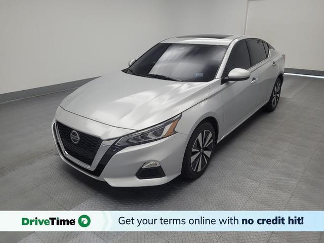 Photo of 2022 Brilliant Silver Metallic Nissan Altima