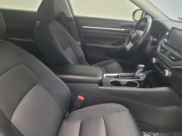 Photo of 2022 Brilliant Silver Metallic Nissan Altima