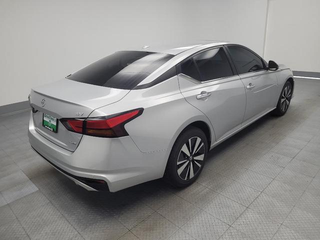 Photo of 2022 Brilliant Silver Metallic Nissan Altima