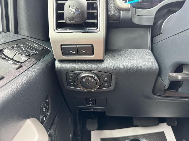 Photo of 2022 Agate Black Metallic Ford F-250