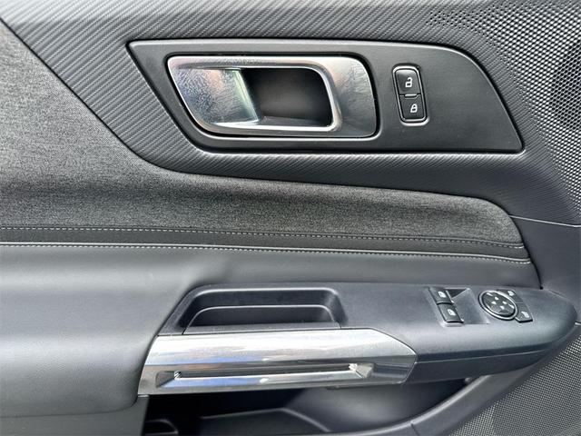 Photo of 2025 Shadow Black Ford Mustang