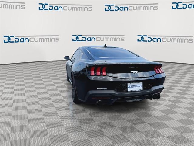 Photo of 2025 Shadow Black Ford Mustang