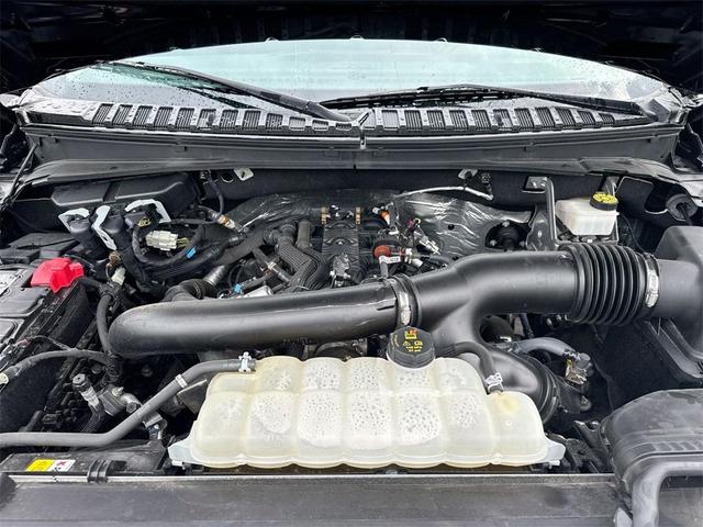 Photo of 2022 Black Metallic Ford Expedition Max