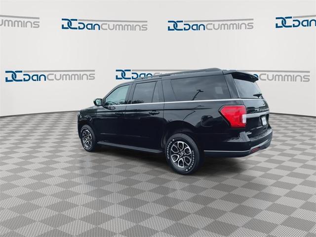 Photo of 2022 Black Metallic Ford Expedition Max